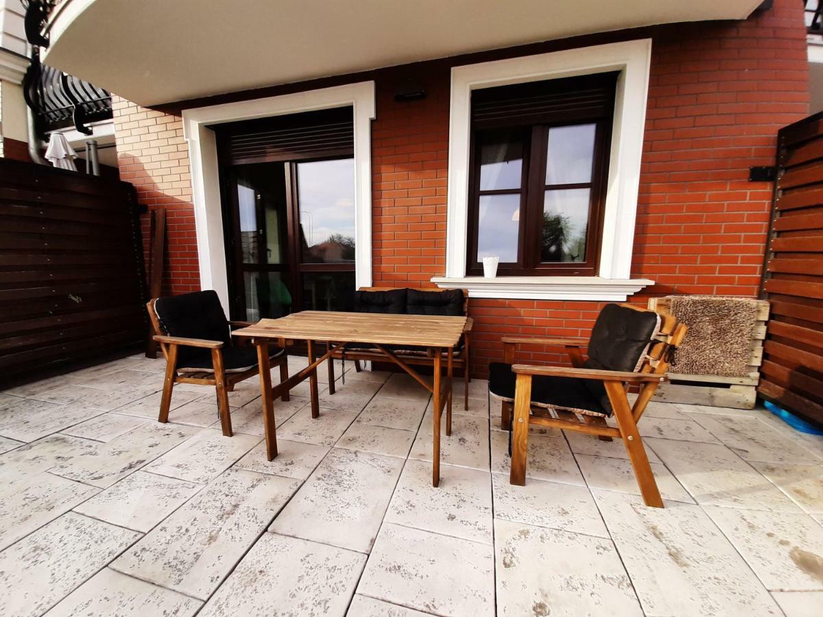 Apartamenty Lubin - Kamieniczka W Centrum Exteriér fotografie